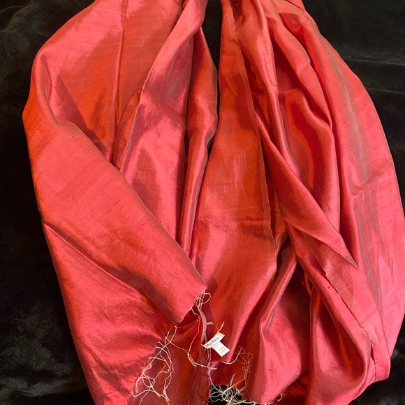 MAX MARA PRE OWNED SCARF 🧣 IN PERFECT CONDITION MADE IN ITALY - Picture 4 of 10